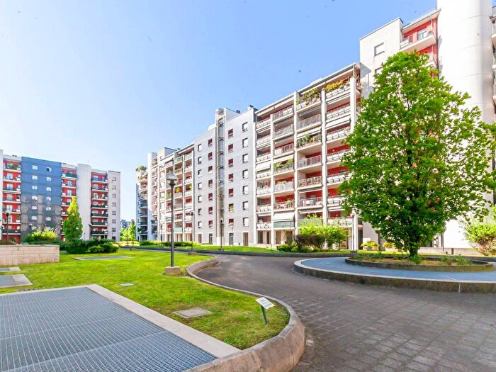 Appartamento trilocale in affitto in Via Privata Don Bartolomeo Grazioli, Dergano, Milano
