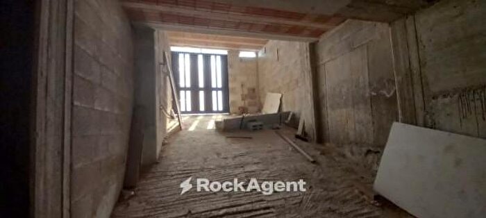 Appartamento con 6 locali in vendita in Via Magenta Angolo Via Milano Casarano Le Italia, Casarano