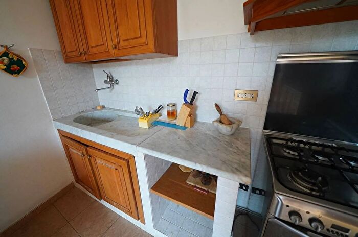 Casa con 5 locali in vendita in Via Roma Castelletto dOrba, Castelletto DOrba