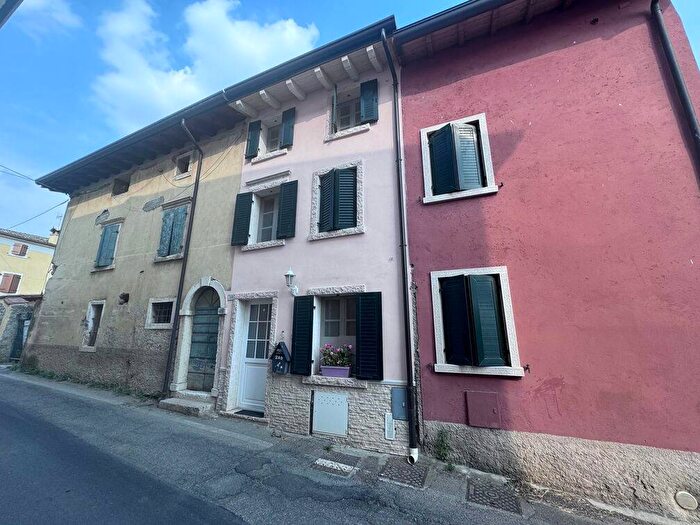 Casa trilocale in affitto in Via Ceredello di Sotto, Caprino Veronese