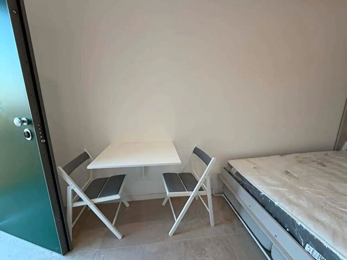 Appartamento monolocale in affitto in Via Treviglio, Milano