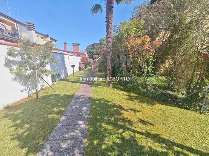 Casa trilocale in vendita in Comacchio