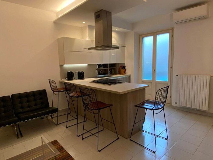 Appartamento monolocale in affitto in Via Tortona, Solari, Milano