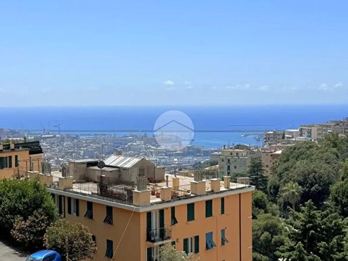 Appartamento bilocale in vendita in Via Ausonia, Genova