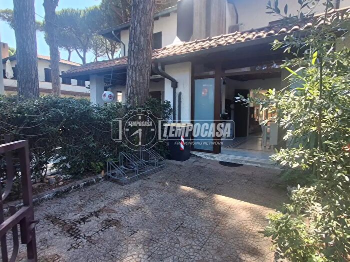 Appartamento quadrilocale in vendita in Via Giovanni Cimabue Lido di Spina, Comacchio