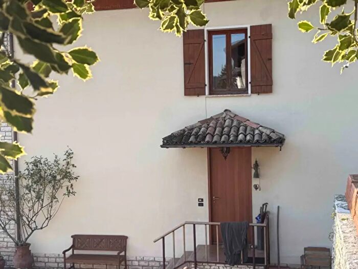 Casa con 6 locali in vendita in Arsie'