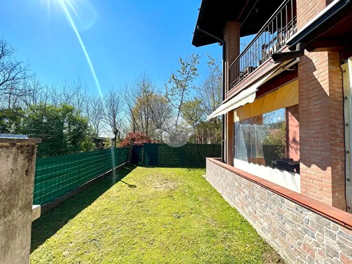 Casa trilocale in vendita in Via Roma, Brandico