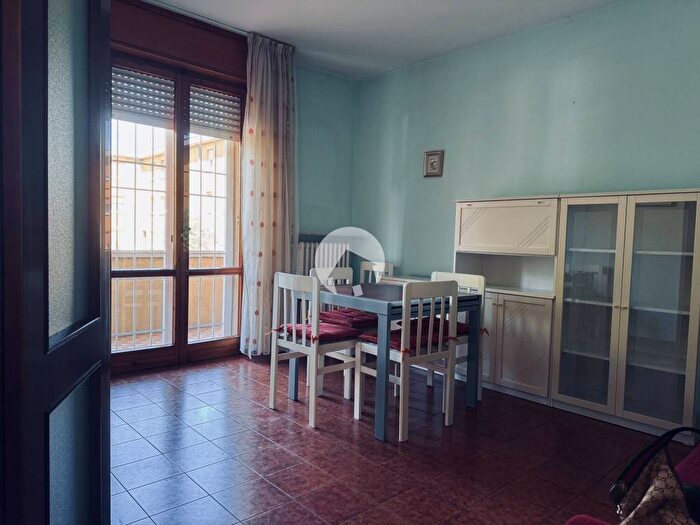 Appartamento con 5 locali in affitto in Via Beucci, Centro, Scandiano