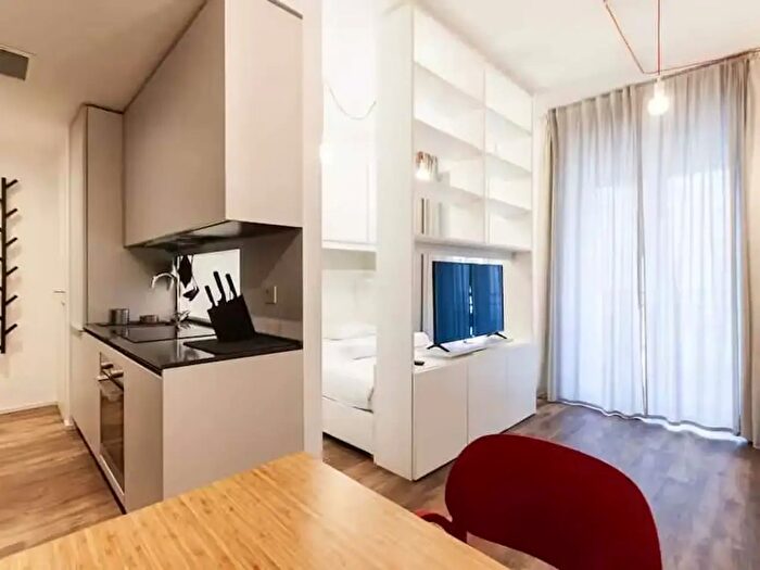 Appartamento monolocale in affitto in Viale Brenta, Milano