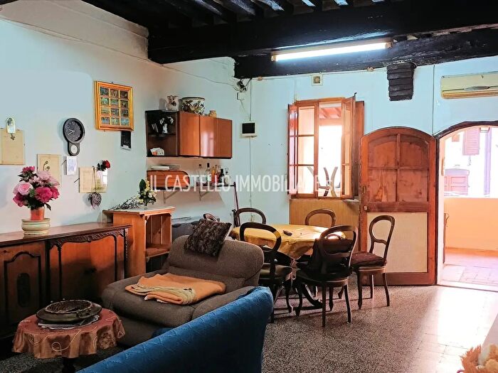 Appartamento trilocale in vendita in Via Fiorita, Castelnuovo Berardenga