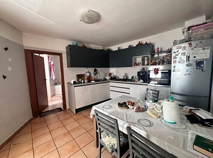 Appartamento quadrilocale in vendita in Via Martiri Patrioti Malnate Va Italia, Malnate