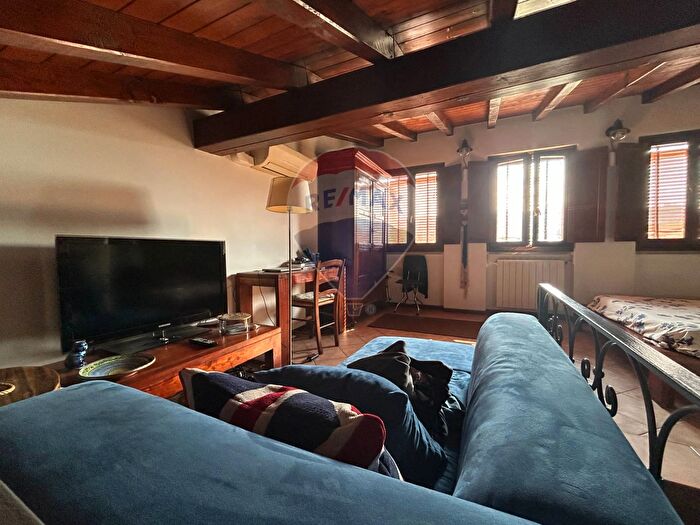 Appartamento trilocale in vendita in Salo