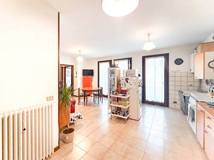 Appartamento bilocale in affitto in Quinto, Verona