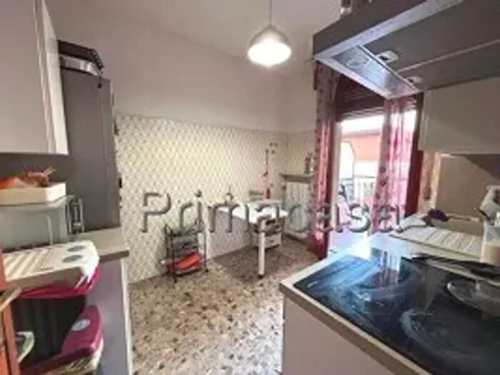 Appartamento quadrilocale in affitto in Via Euclide, Verona