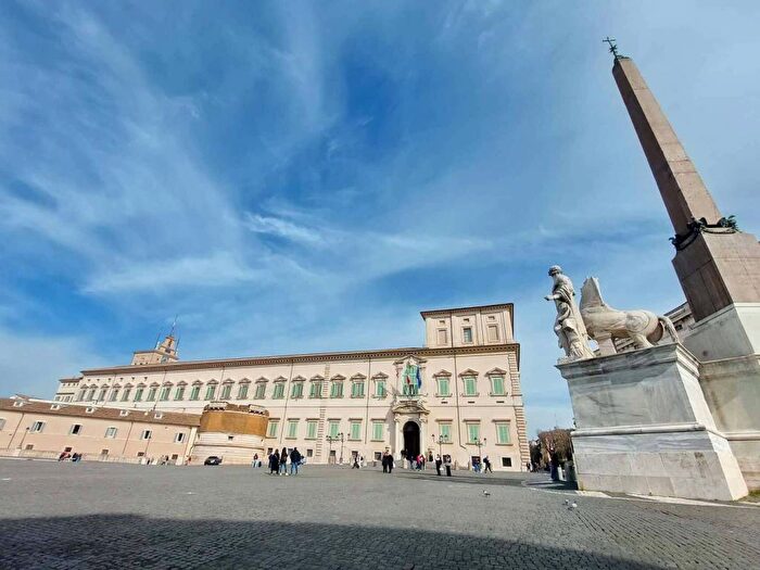 Appartamento bilocale in affitto in Vicolo Scanderbeg, Trevi, Roma