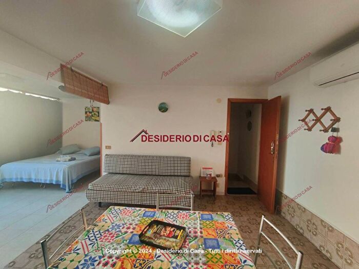 Appartamento monolocale in affitto in Via Francesco Crispi, Centro, Terrasini