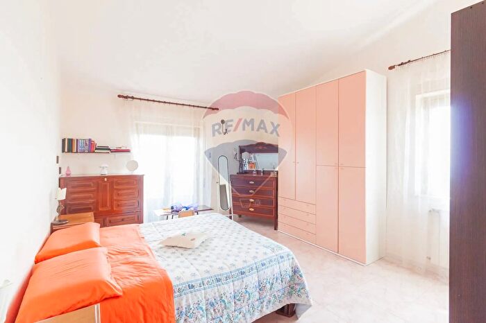 Appartamento con 6 locali in vendita in Via Paternò a, Ragalna