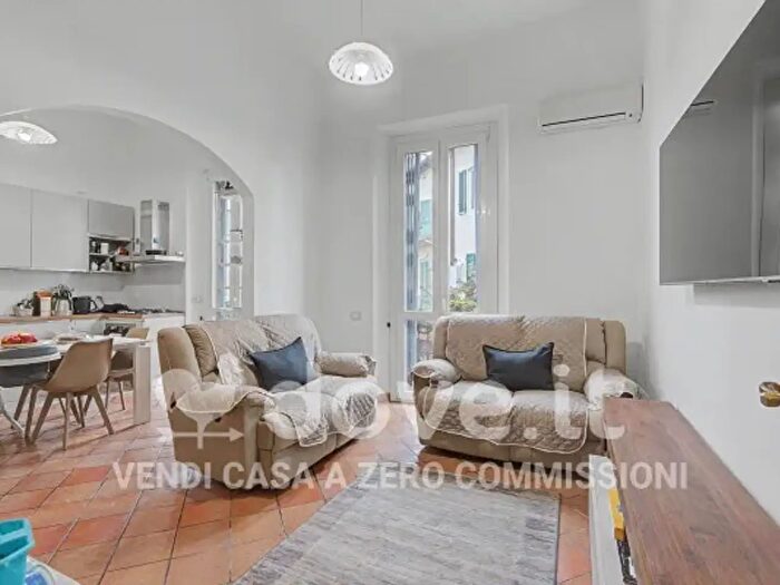 Casa con 6 locali in vendita in Via Niccolò da Uzzano, Firenze