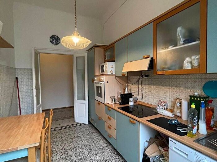 Appartamento trilocale in affitto in Via Seneca, Porta Romana Medaglie dOro, Milano