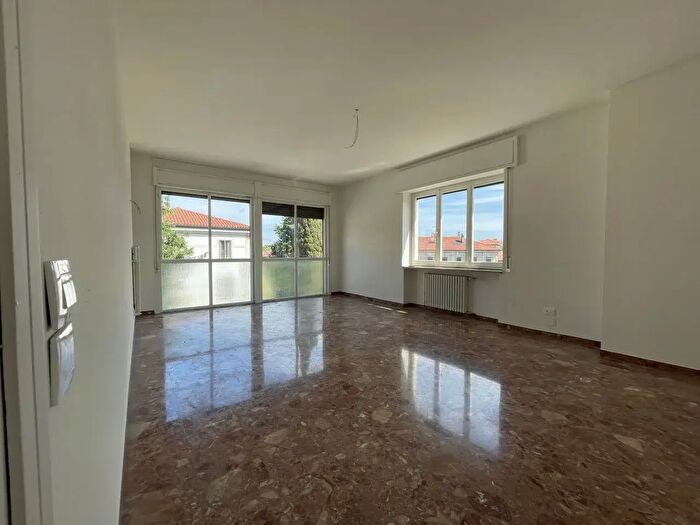 Appartamento quadrilocale in vendita in Viale Venezia, Bassano Del Grappa