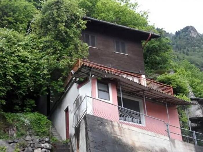Casa quadrilocale in vendita in Via Ezio Vanoni, Chiavenna