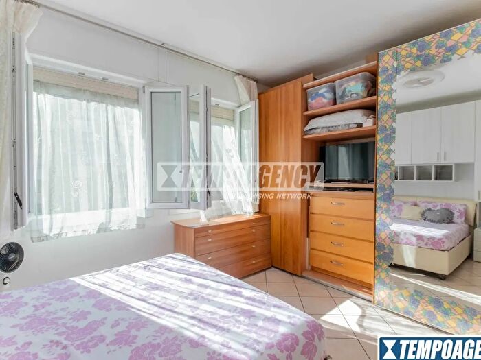Appartamento trilocale in vendita in Via Arturo Graf, Milano