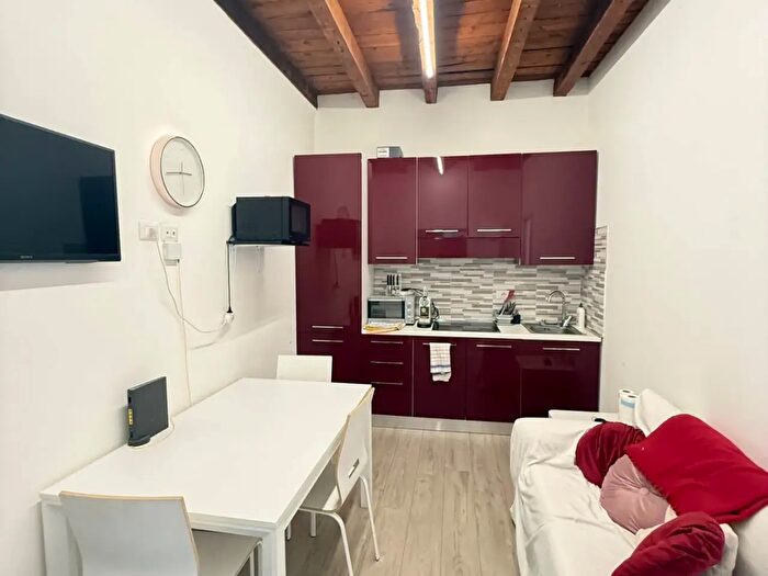 Appartamento trilocale in affitto in Viale Bligny, Milano