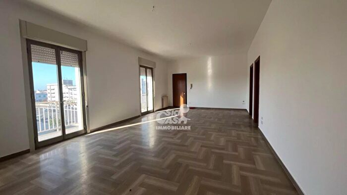 Appartamento con 5 locali in affitto in Marsala