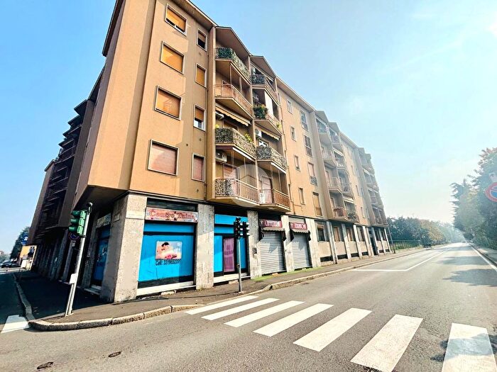 Appartamento bilocale in vendita in Via Emilio Borsa, Monza