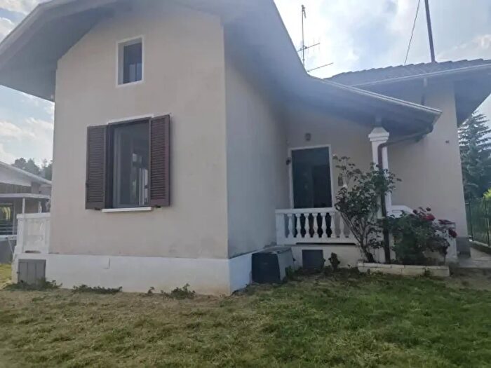 Casa trilocale in vendita in Via Martiri della Libertà, Tollegno