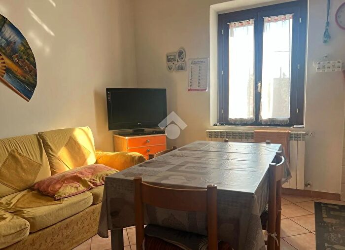 Appartamento trilocale in vendita in Via Brembate, Canonica DAdda