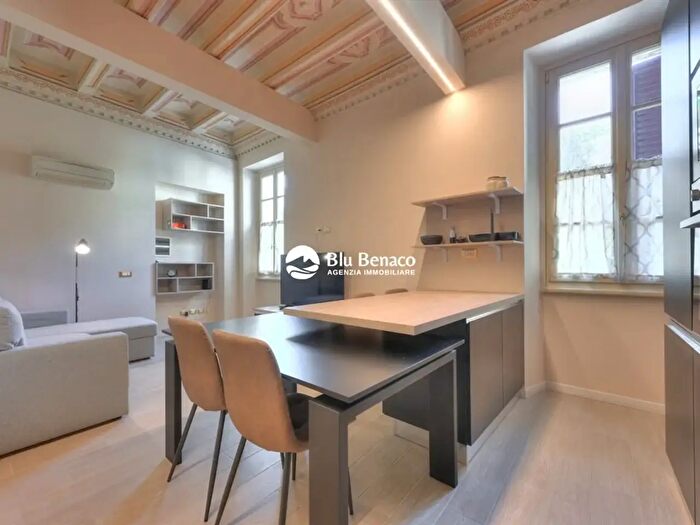 Appartamento bilocale in vendita in Via Trento, Toscolano Maderno