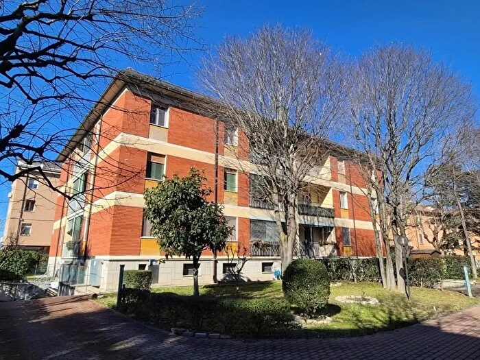 Appartamento quadrilocale in vendita in Via Marco Polo, Modena