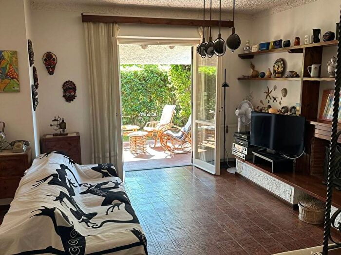 Casa con 6 locali in affitto in Viale Principe Stanislao Poniatowski, Centro, San Felice Circeo