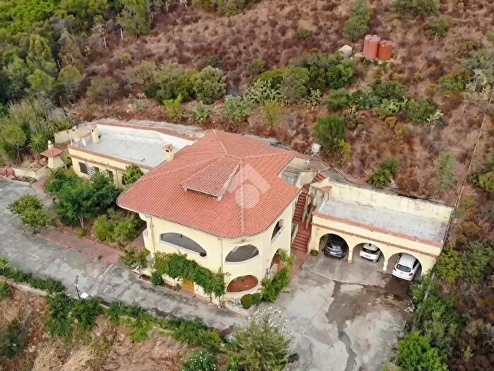 Casa con 13 locali in vendita in Località Marcarius, Fluminimaggiore