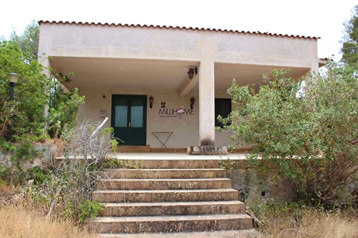 Casa quadrilocale in vendita in Contrada Rakalia, Marsala