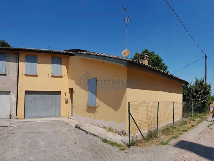 Casa con 5 locali in affitto in Via Fratelli Cervi, Pieve Modolena, Reggio Emilia