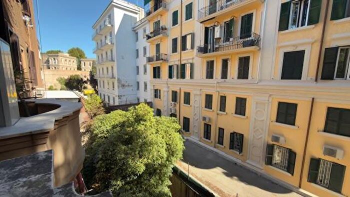 Appartamento monolocale in affitto in Via La Spezia, San Giovanni, Roma