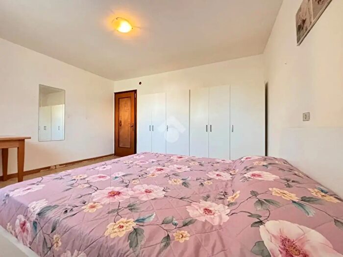 Appartamento bilocale in vendita in Via Debeli, Reggio Emilia