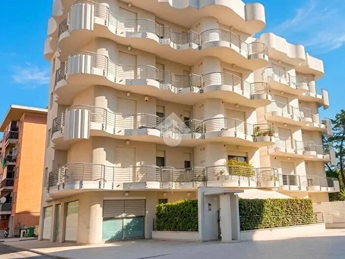 Appartamento trilocale in vendita in Via perù, Termoli