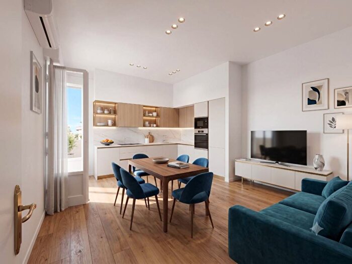 Appartamento trilocale in vendita in Via Vincenzo Monti, Centro, Scandicci
