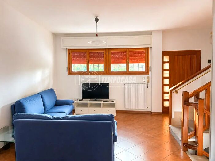 Casa con 5 locali in vendita in Bologna