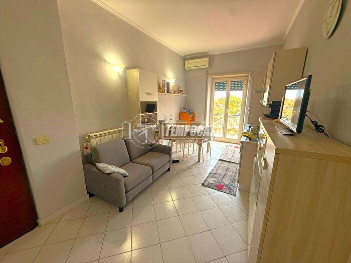 Appartamento bilocale in vendita in Roma