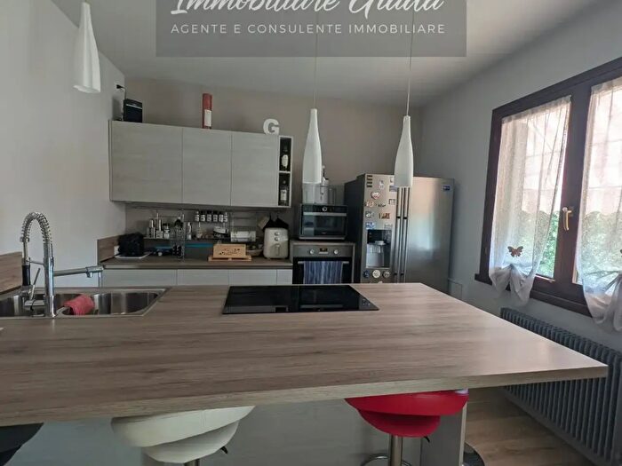 Casa trilocale in vendita in Vittorio Veneto