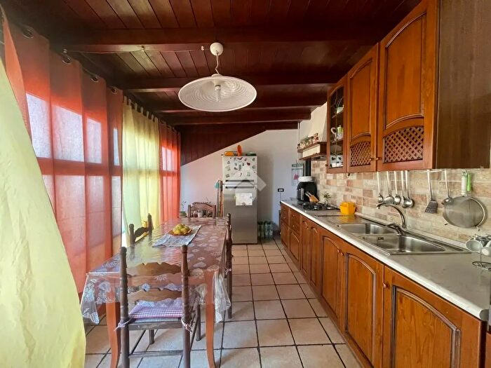 Appartamento trilocale in vendita in Viale Gramsci, Grottaglie