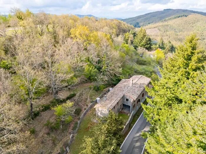 Casa con 6 locali in vendita in Novelle, Cortona