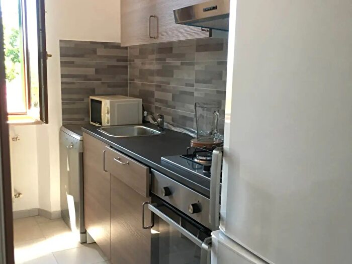 Appartamento trilocale in affitto in Via Asmara, Pisa