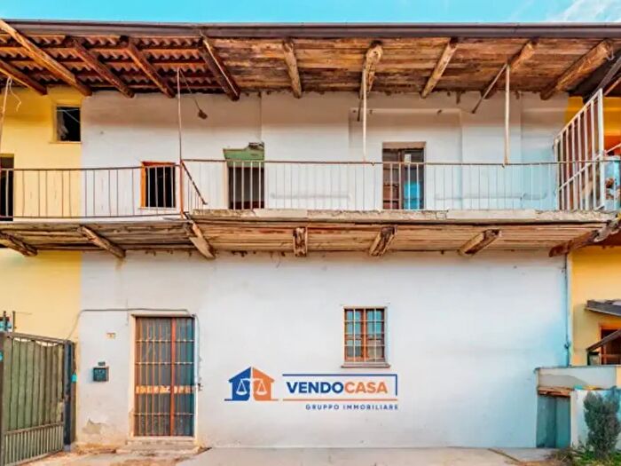 Case in Vendita e in Affitto - 2