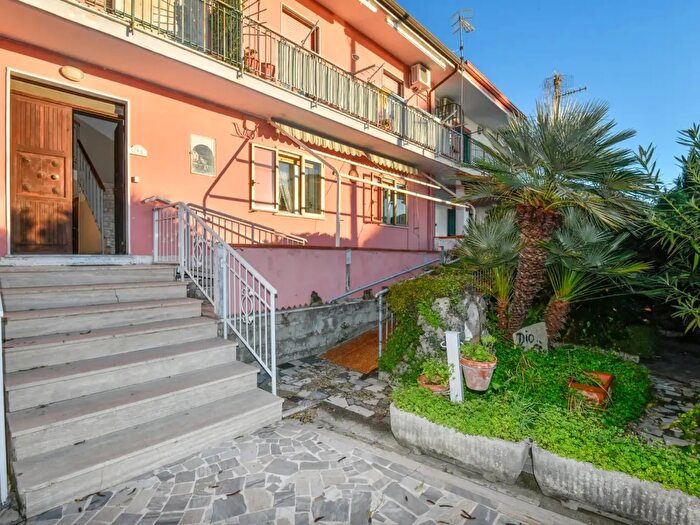 Appartamento trilocale in vendita in Via San Marco, Agropoli