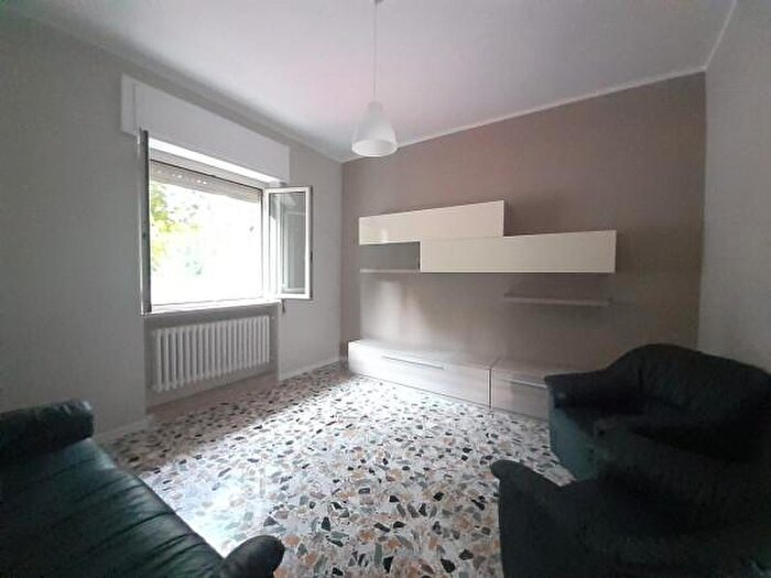 Appartamento quadrilocale in affitto in Via Roma, Avezzano